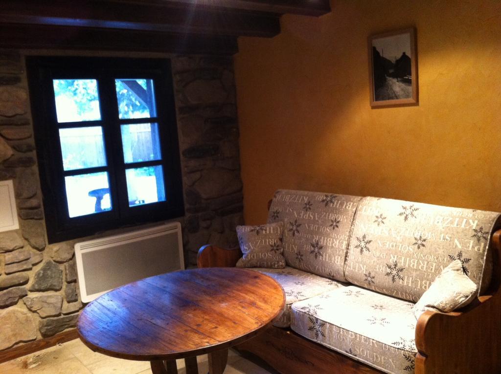 Gites Au Chant Des Marmites Saint-Lary-Soulan Rom bilde