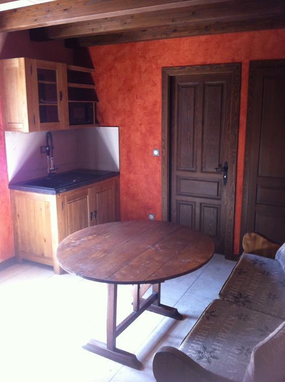 Gites Au Chant Des Marmites Saint-Lary-Soulan Rom bilde